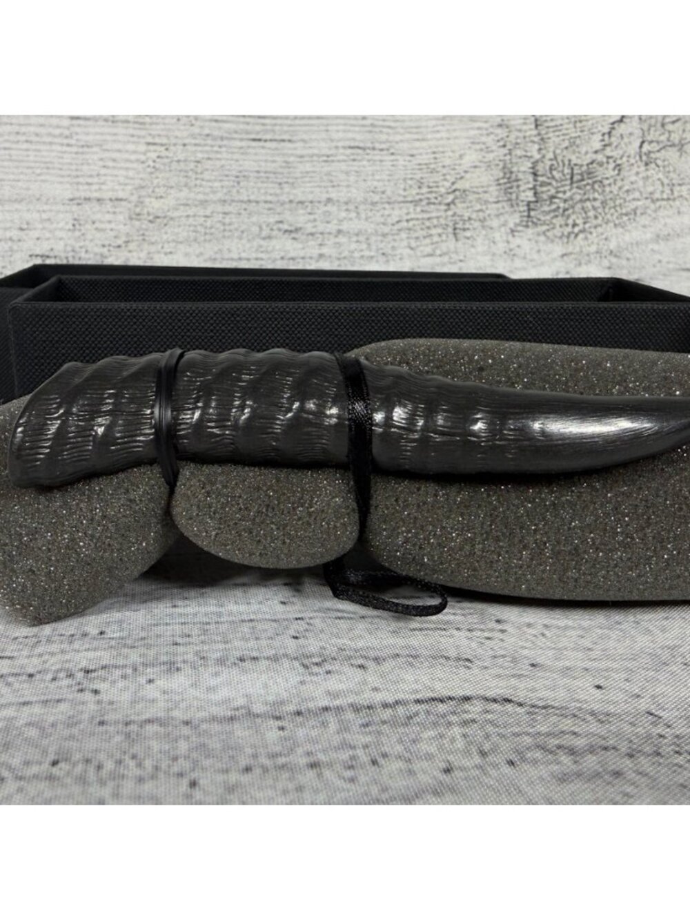 NWT Batle Studios Graphite Objects Small Horn 4.5"